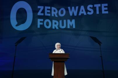 Emine Erdoğan: Sıfır Atık Forumu'nu tarihi bir buluşma olarak görüyoruz