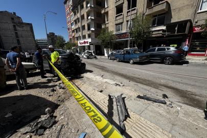 Freni patlayan kamyon ortalığı savaş alanına çevirdi, 10 araca çarpıp durabilirdi. Biri ağır 5 yaralı var