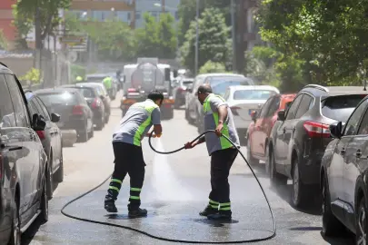 İstanbul Bakırköy'de köşe bucak temizliğe devam