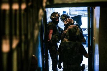 İstanbul'da iki suç örgütüne operasyon: 27 gözaltı