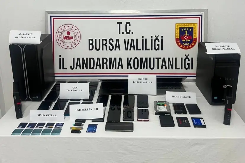 Bursa Jandarması'ndan milyonluk dolandırıcılık operasyonu: 7 tutuklama!