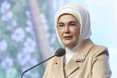 Emine Erdoğan'dan 15 Temmuz paylaşımı