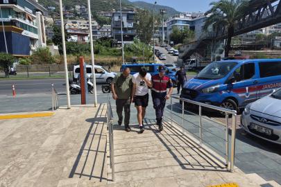 Alanya'da uyuşturucu operasyonu: 2 tutuklama