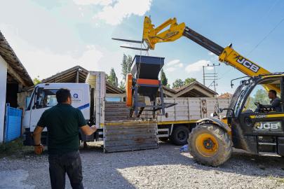Büyükşehir’den üreticiye makine desteği