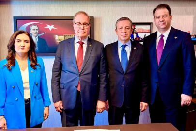 CHP Grup yönetimi Çerçeve Kanun Teklifini imzaladı