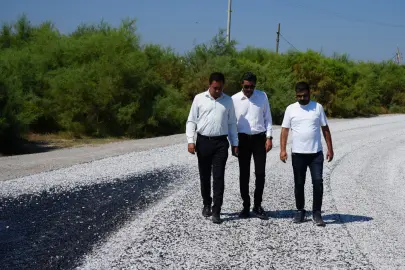 Muğla Milas'ta geniş kapsamlı sathi kaplama çalışması