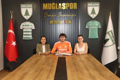 Muğlaspor'da Batıhan imzayı attı